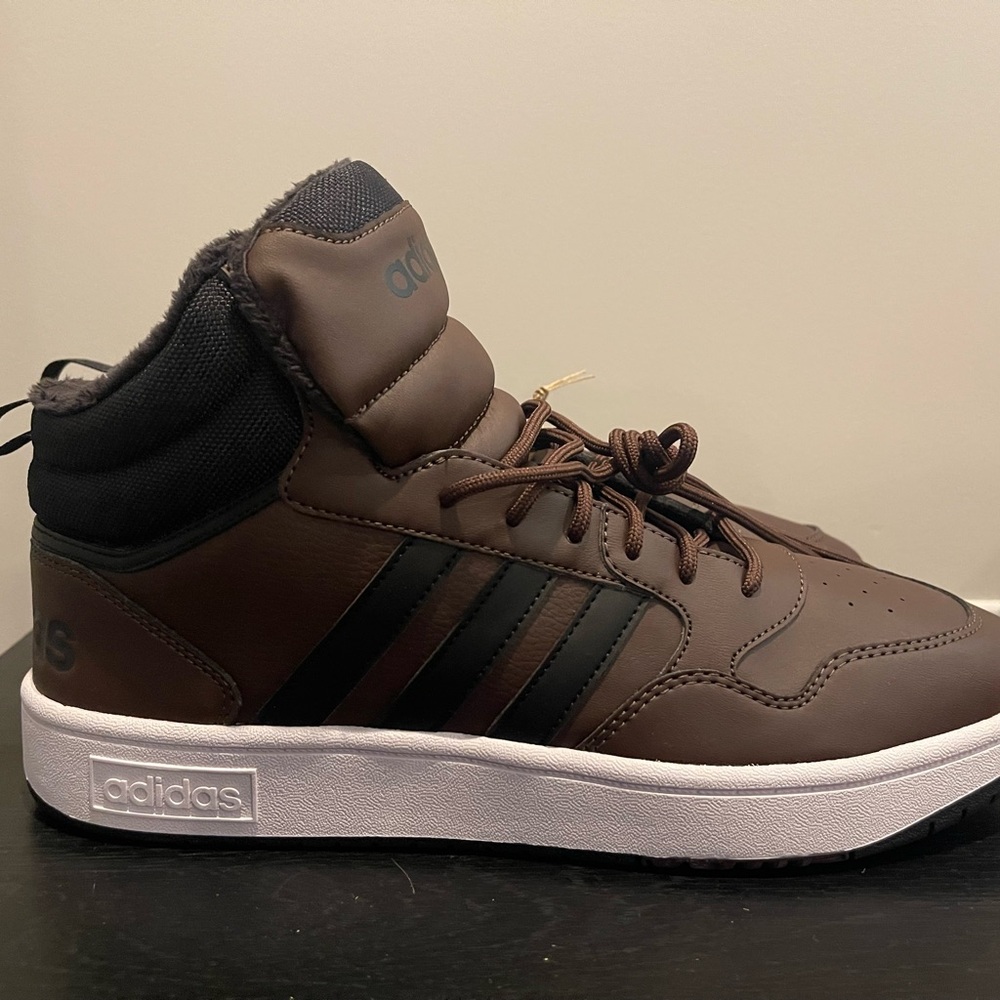 Men’s Adidas high top basketball shoes
